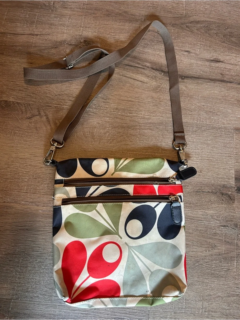 Orla Kiely for Target Crossbody Bag Medium Multicolor Stem Print Zip